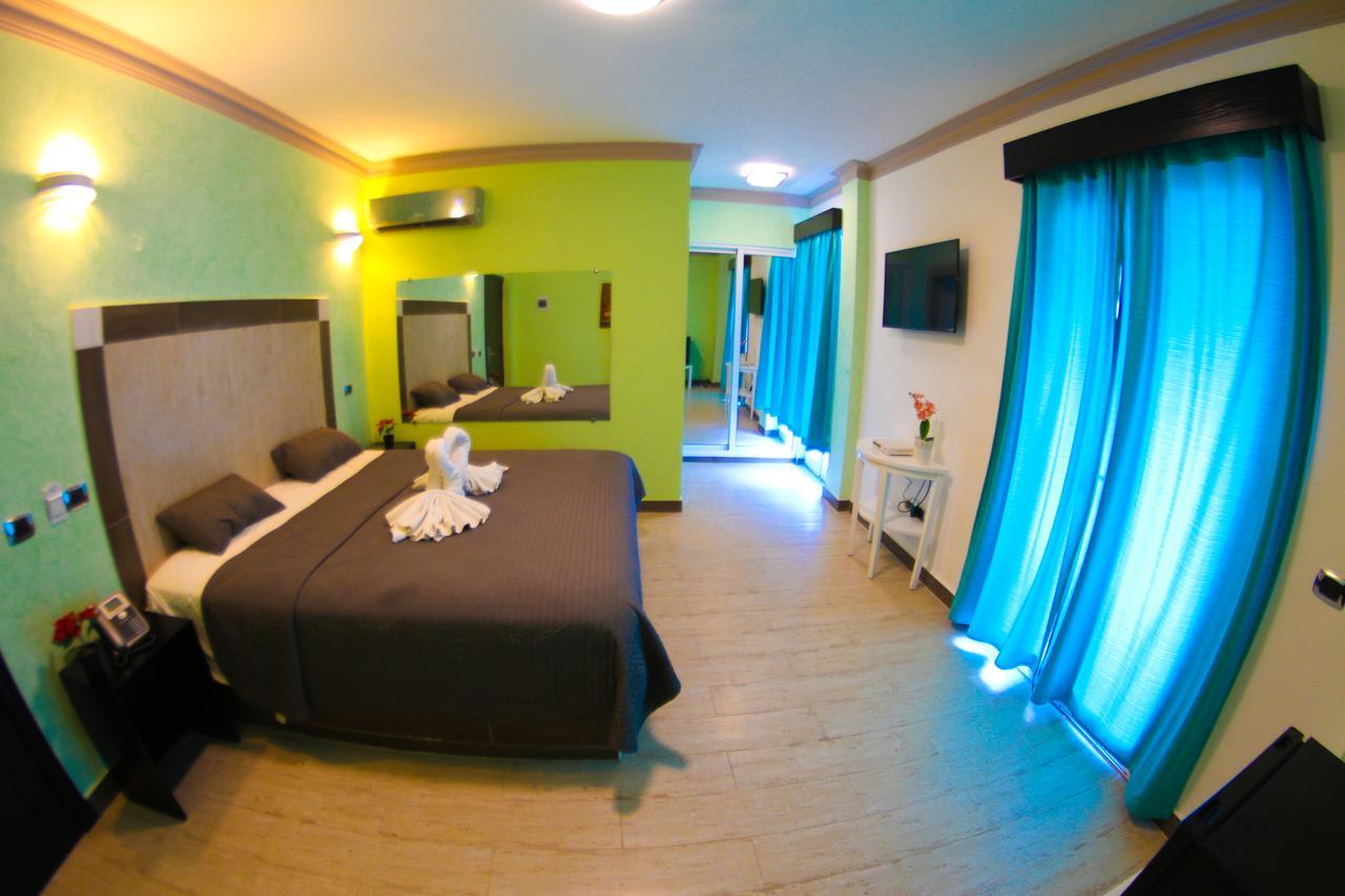 Friohot Boca Chica Hotel Екстериор снимка